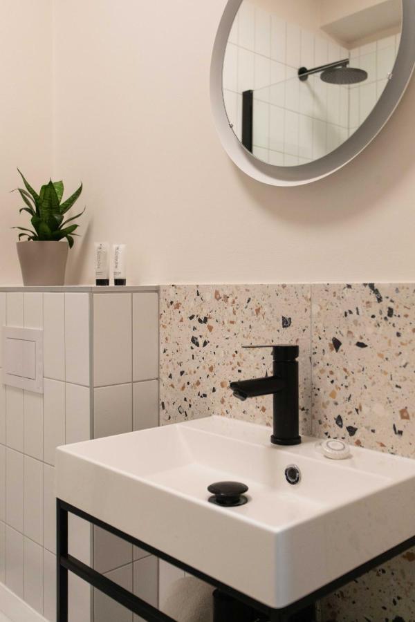 Design 1Bdr Apartment With Balcony ザグレブ エクステリア 写真